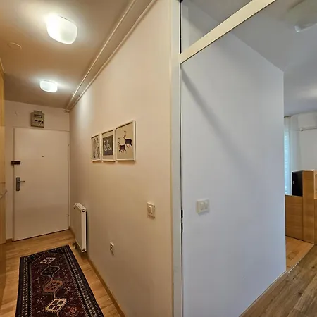 Bor Tour As * 류블랴나